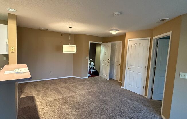 2 beds, 2 baths, $1,875, Unit # 239