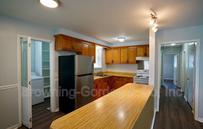 1409 ACKLEN AVE