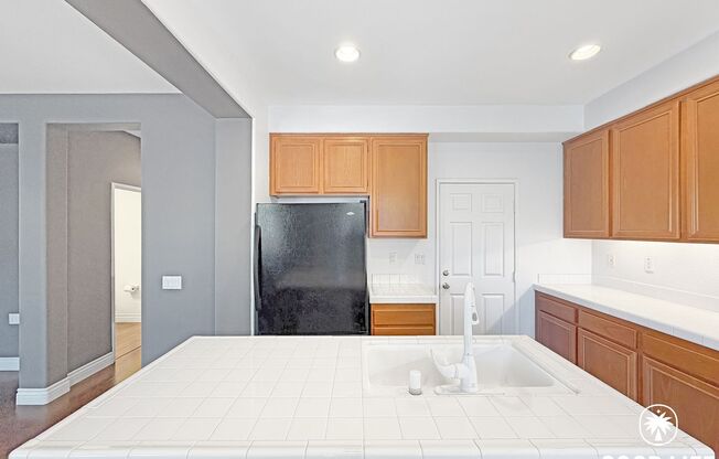 SD: Spacious 4BD/2.5BA in San Marcos w/ Solar, Upstairs Family Room & 2-Car Garage!