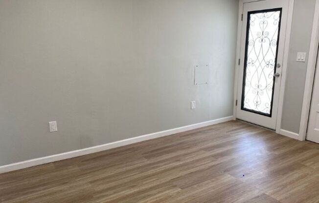 Epic REA - Newer Modern Garden In-law Apt. w/2 BR, 1 BA in Bayview