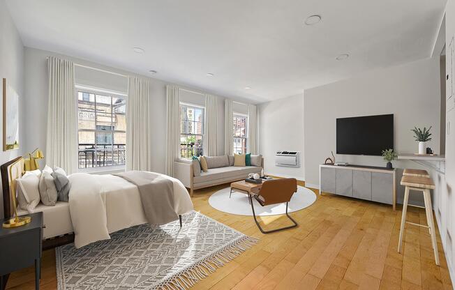 280 W 12 ST