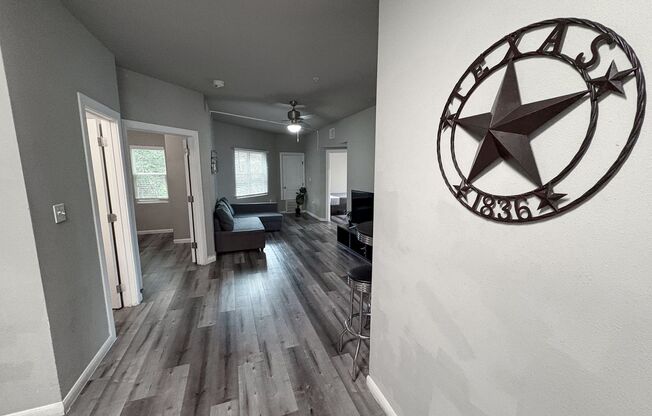 4 beds, 2 baths, $2,200, Unit 4/2