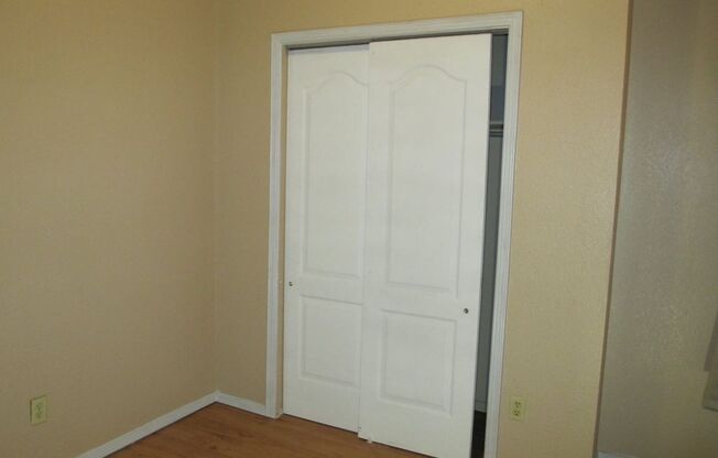 E San Antonio 1311 (Group 3)