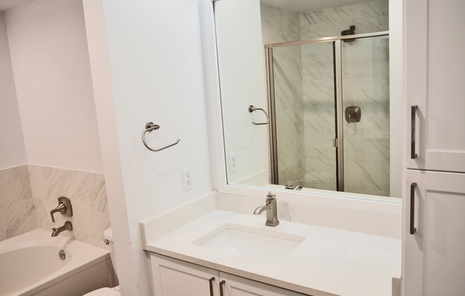 2 beds, 2.5 baths, 1,490 sqft, $4,268