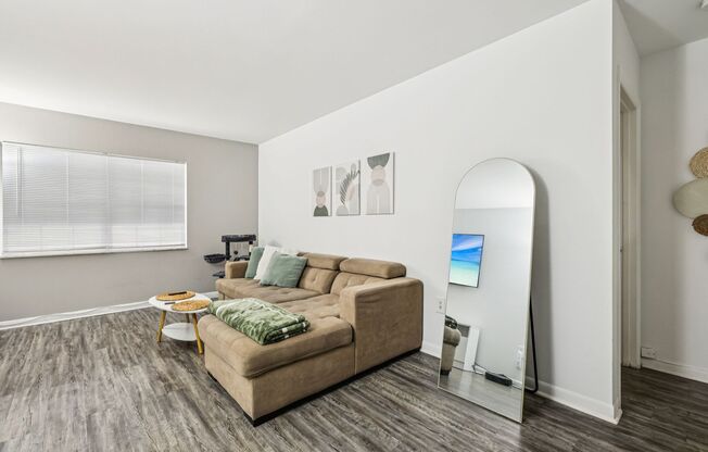 1 bed, 1 bath, 850 sqft, $1,850, Unit 01_408