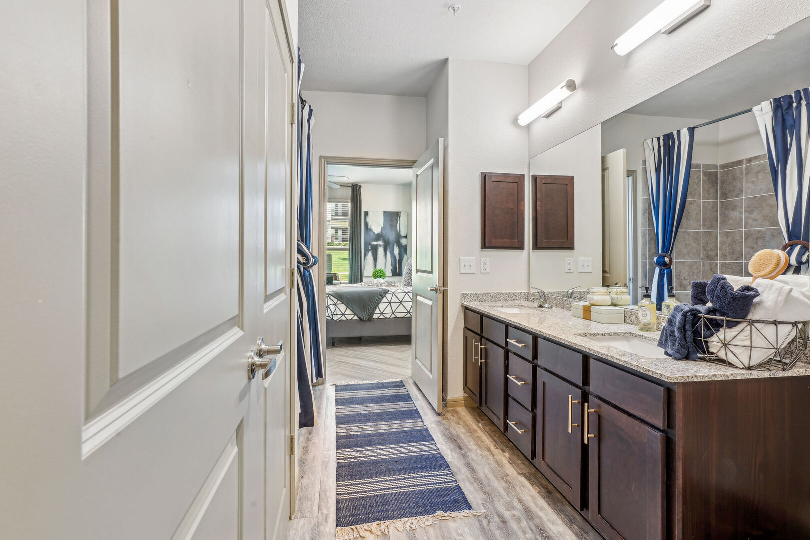 Enclave Falcon Pointe