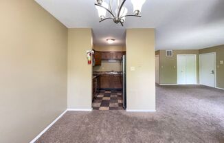 2 beds, 1 bath, 1,040 sqft, $895, Unit 8