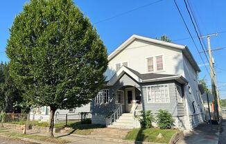 S Washington Ave 1041-1043 MLR