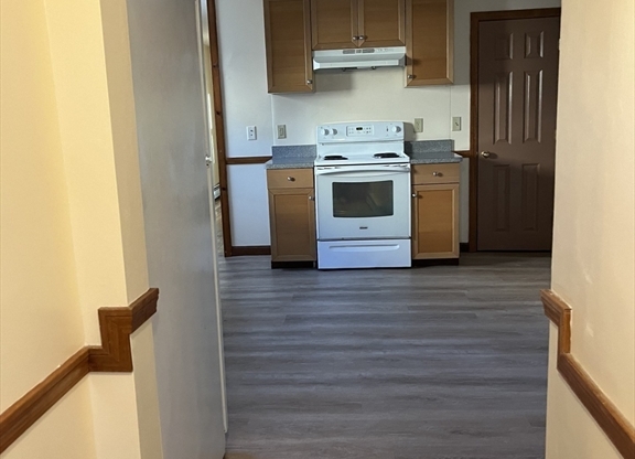 3 beds, 2 baths, 1,100 sqft, $2,500, Unit 1