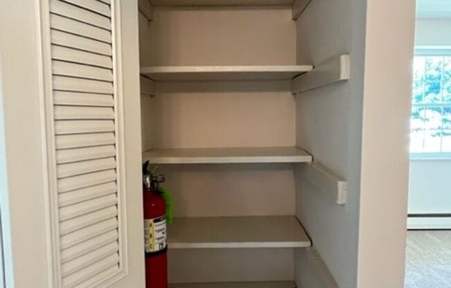 1 bed, 1 bath, 700 sqft, $1,200, Unit 532