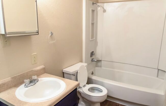 1 bed, 1 bath, 600 sqft, $815, Unit 1505