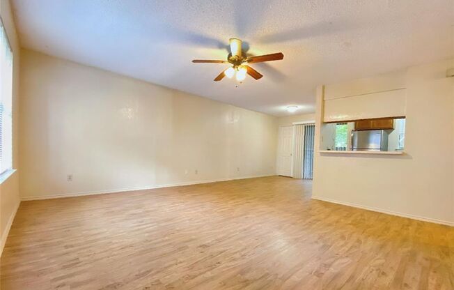 Kenniston Drive, 404