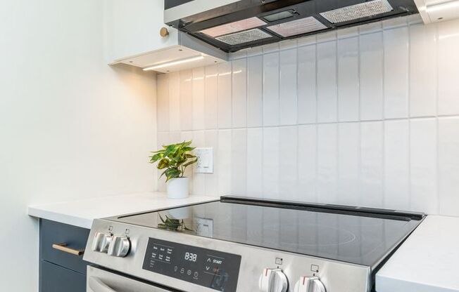1 bed, 1 bath, 886 sqft, $2,286, Unit C-204