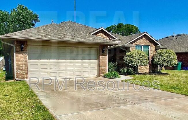 9021 SW 55 ST
