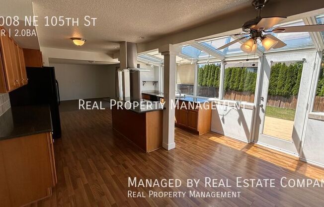 4008 NE 105 ST