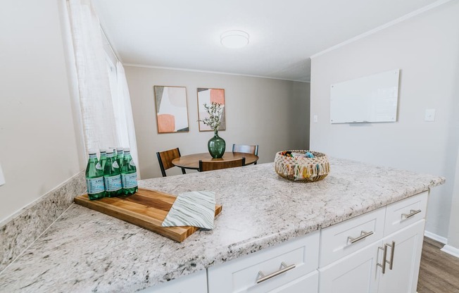 granite countertops at Midtown Oaks Townhomes in Mobile, AL
