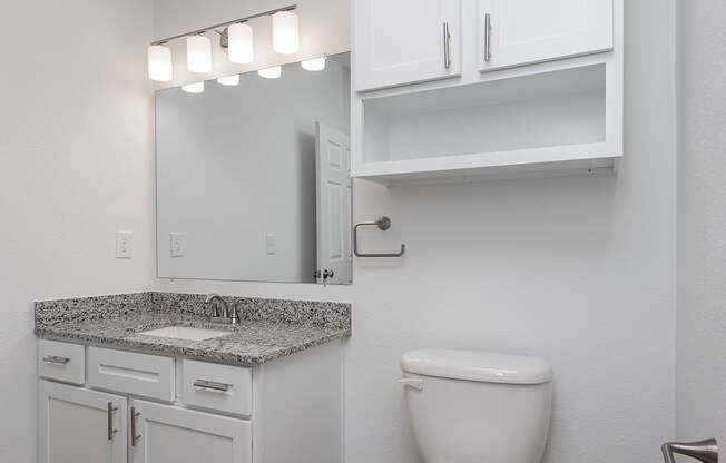 The Lakes Apartments