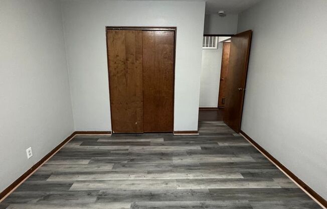 1 bed, 1 bath, $1,000, Unit 18335 1S