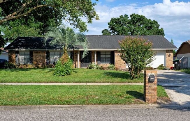 Upgraded Pool Home in Dr. Phillips