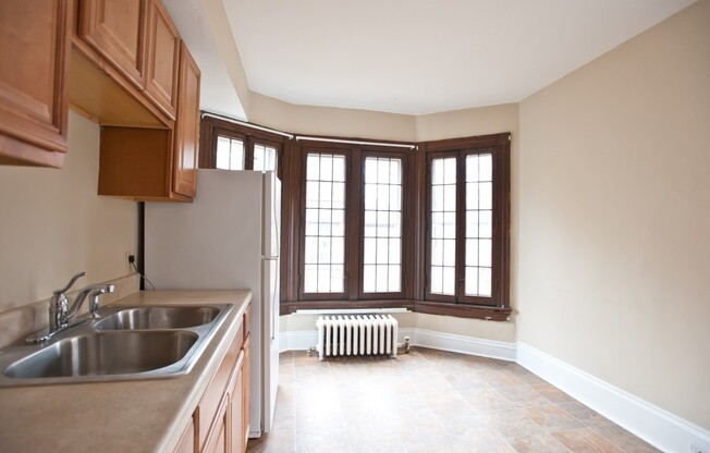 2216 E Ivanhoe Pl.
