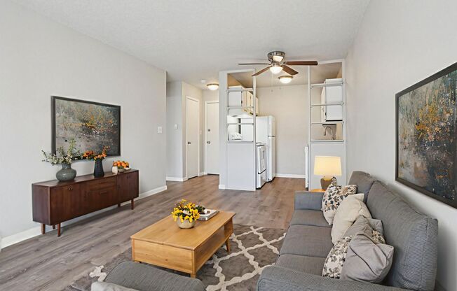 1 bed, 1 bath, 545 sqft, $925, Unit Unit 25