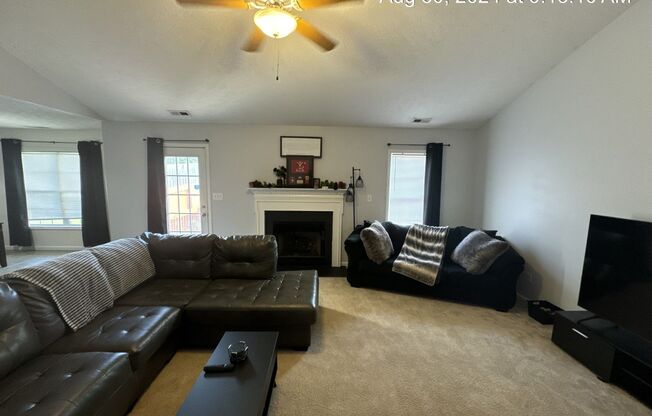 3 beds, 2 baths, $1,900