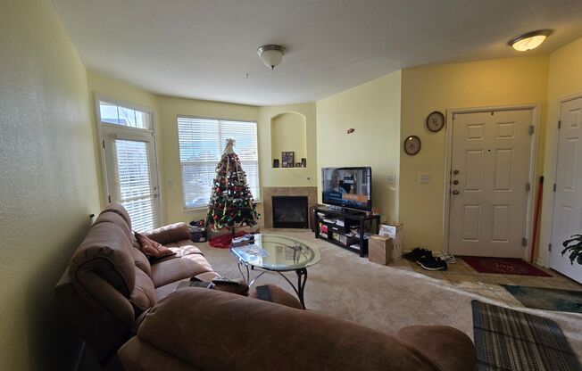 2 beds, 2 baths, $1,950, Unit # 1 203