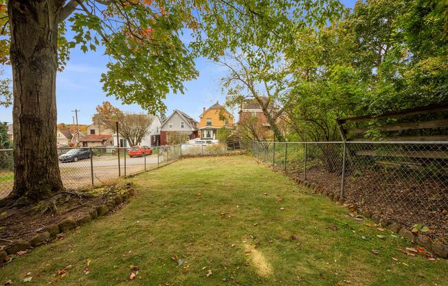 MOVE IN TODAY! Don't miss this FULLY RENOVATED 3-bedroom in BROOKLINE!