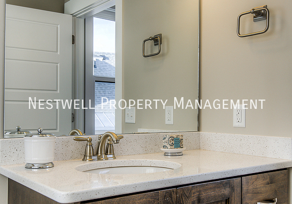 4701 W BOATHOUSE CIR