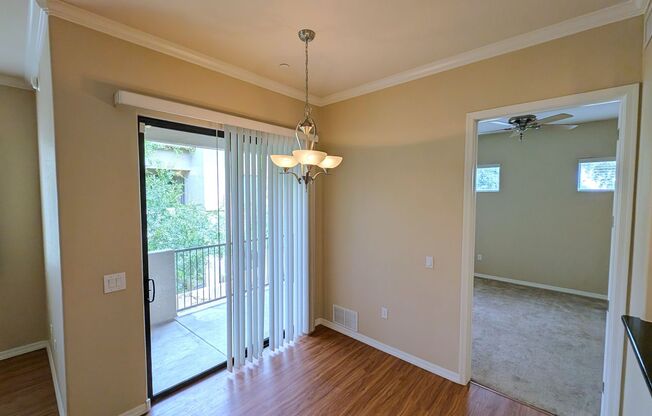 2 beds, 2 baths, $1,750, Unit Unit 2027