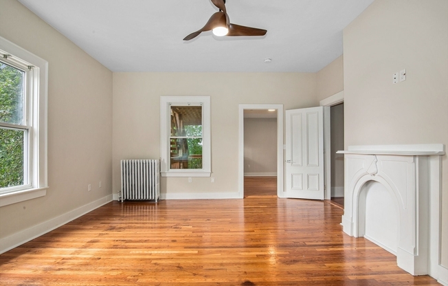 35 OAK AVE
