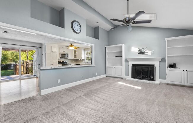 Gorgeous 3 Bedroom Ranch in North Raleigh, updated, pet friendly, fenced-in yard!