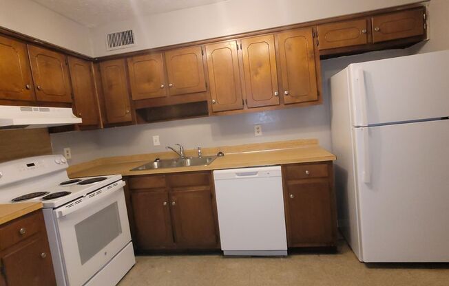 2 beds, 1 bath, $850