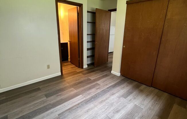 1 bed, 1 bath, 430 sqft, $895, Unit 801-3