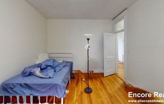 5 Walbridge St, Allston MA 015