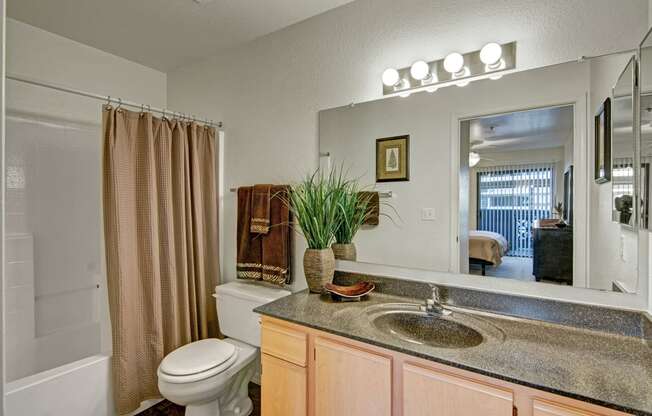 Reserve at Arrowhead Bathroom
