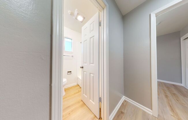 2 beds, 1 bath, 715 sqft, $2,450, Unit 418-1