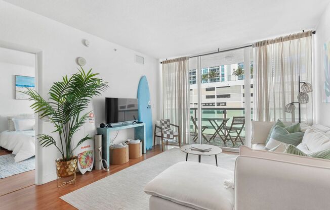 Carayon Moonbay 602 LLC