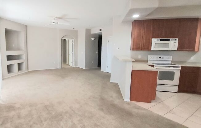 Come Check Out this Wonderful 2 Bedroom 2 Bath Condo