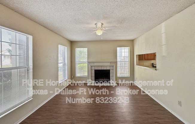 2417 Forestbrook Dr