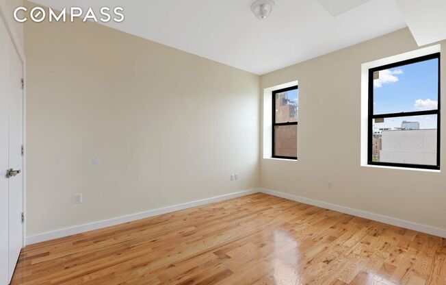 1107 ROGERS AVE