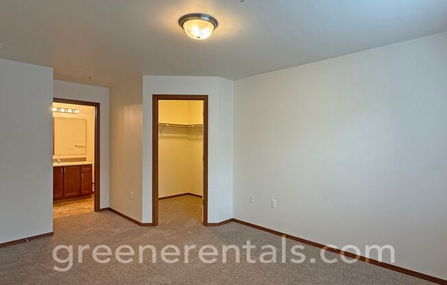 2 beds, 2 baths, 1,050 sqft, $1,725, Unit 1419-201