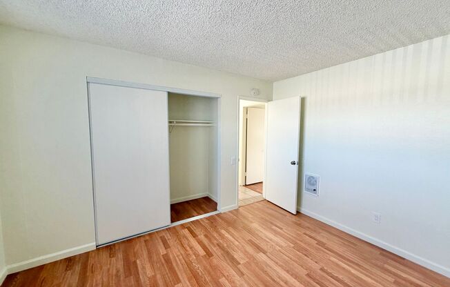 2 beds, 1 bath, 900 sqft, $2,375, Unit 56