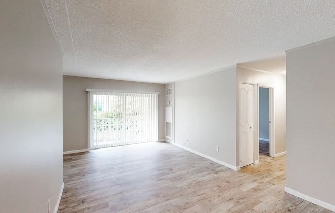 2 beds, 1.5 baths, 1,035 sqft, $1,605, Unit 1-505