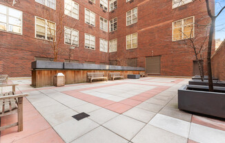 120 E 87 ST