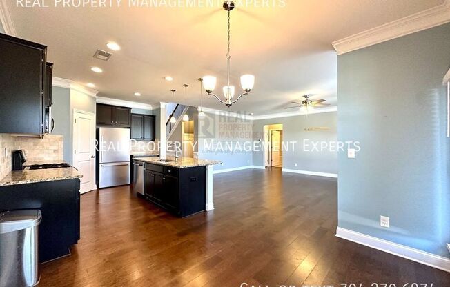 7839 SAWGRASS LN