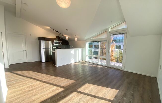 2 beds, 2 baths, 940 sqft, $2,950, Unit 2504-A