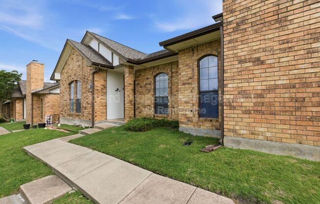 6324 ALISSA DR