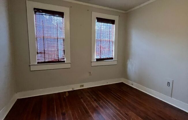 2 beds, 1 bath, $2,250