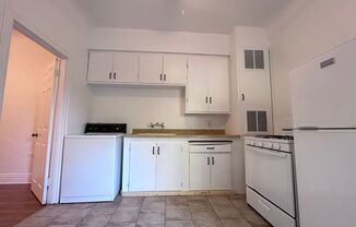 1 bed, 1 bath, 750 sqft, $1,350, Unit 441 Haggin Avenue #B